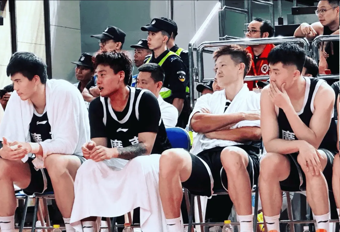 进攻回合中, alt