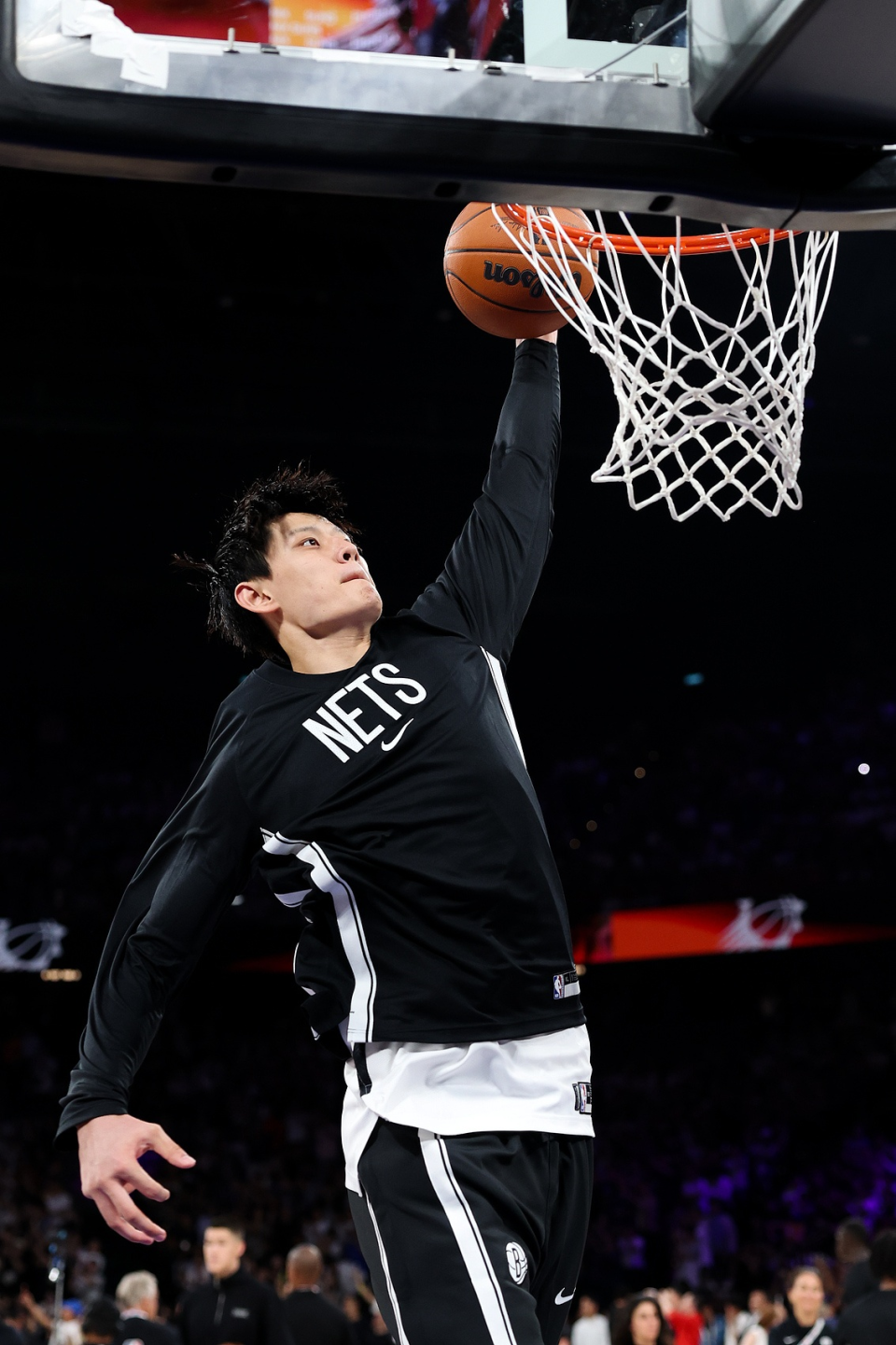 继续在美国, BA生涯, 裁掉曾凡博 继续在美国, BA生涯, 裁掉曾凡博